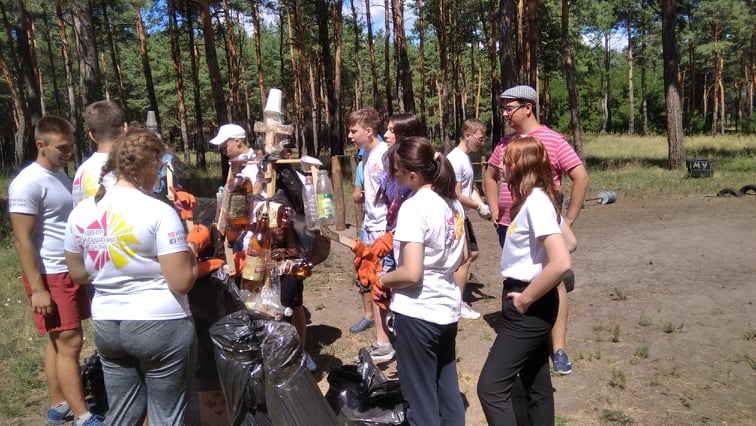 Екотолоку в Кам’янському організувала молодь - ФОТО