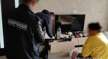 Юнаки з Дніпра ошукали іноземців на мільйони гривень