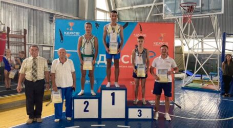 Каменские акробаты заняли призовые места на чемпионате Украины