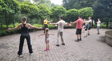 Заняття з цигун почались в центральному парку Кам’янського