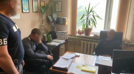 На Дніпропетровщині чоловік намагався підкупити поліцейського