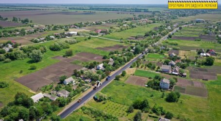 На Дніпропетровщині капітально ремонтують дорогу Партизанське-Лобойківка