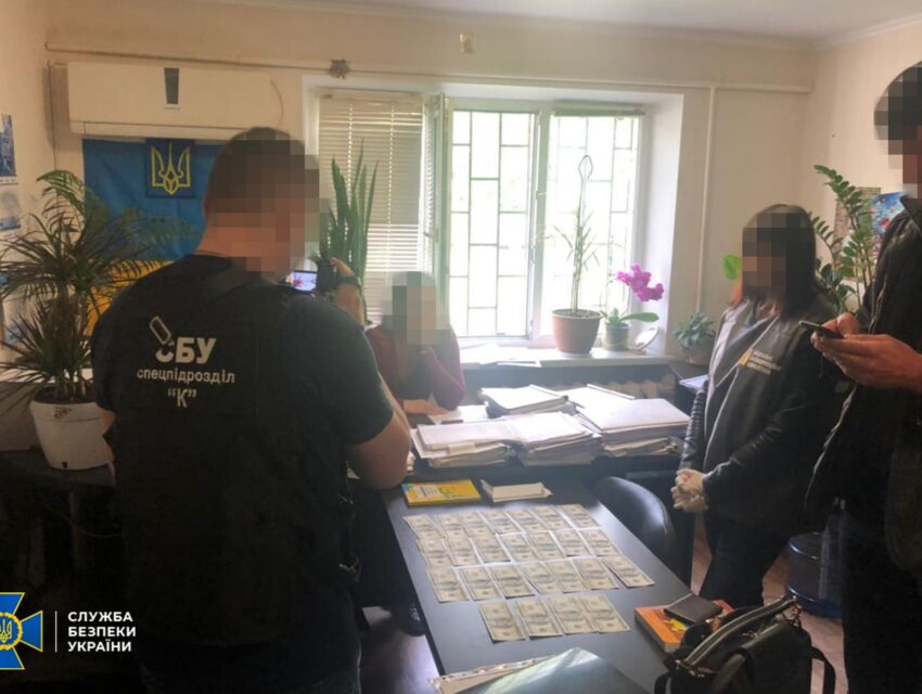 У Дніпрі СБУ викрила суддю на організації корупційної схеми