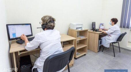 У лівобережній поліклініці Кам’янського замість реєстратури створили єдиний контакт-центр