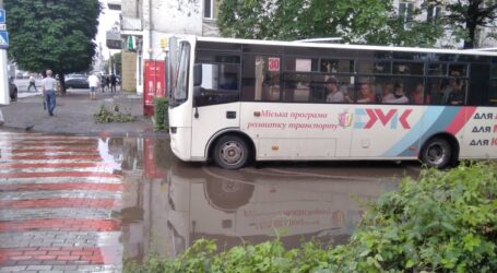 Злива в Кам’янському: ранок минув без надзвичайних подій