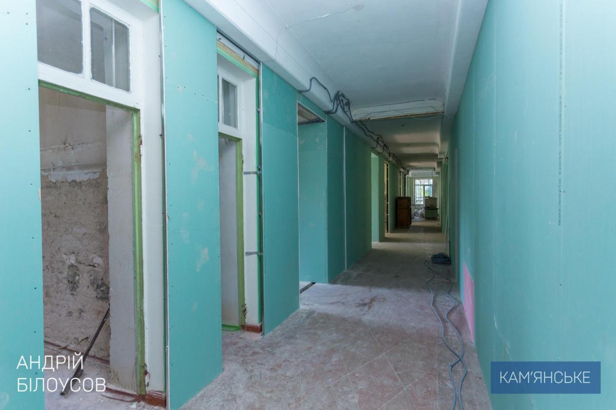 У лікарнях Кам’янського продовжуються капітальні ремонти - ФОТО