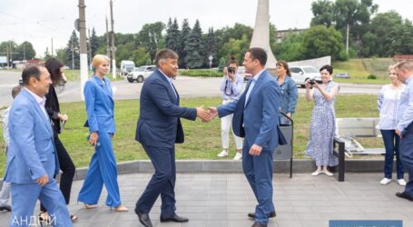 Кам’янське відвідала делегація посольства Республіки Казахстан