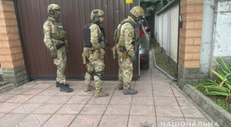 Після 13-годинних перемовин у Кам’янському поліцейські затримали чоловіка, який вбив помічницю по дому