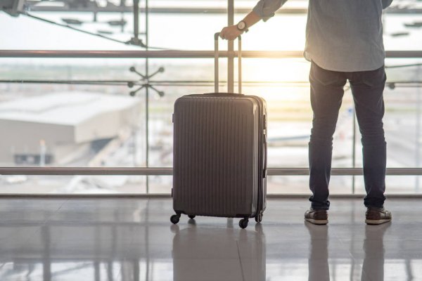 З яких країн найчастіше переїзжають до України