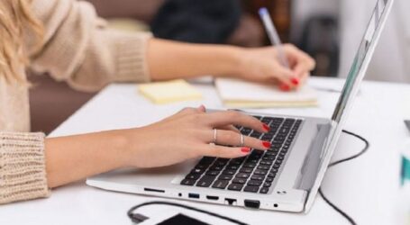 Українцям “не зайшла” віддалена робота