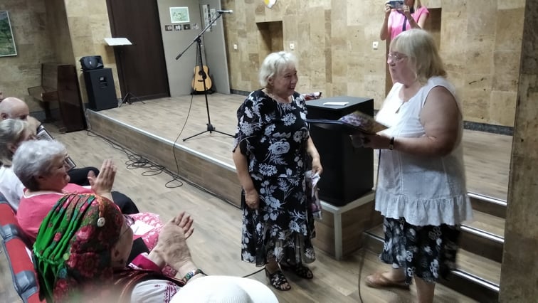 «Музейні посиденьки» збирають артистів-пенсіонерів в Кам’янському - ФОТО