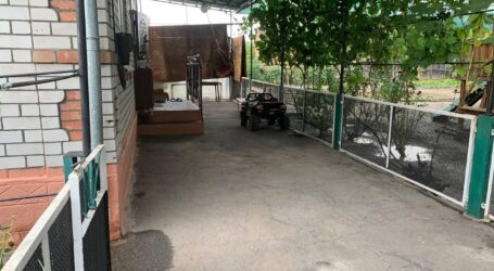 На Дніпропетровщині чоловік скоїв розбійний напад на родину