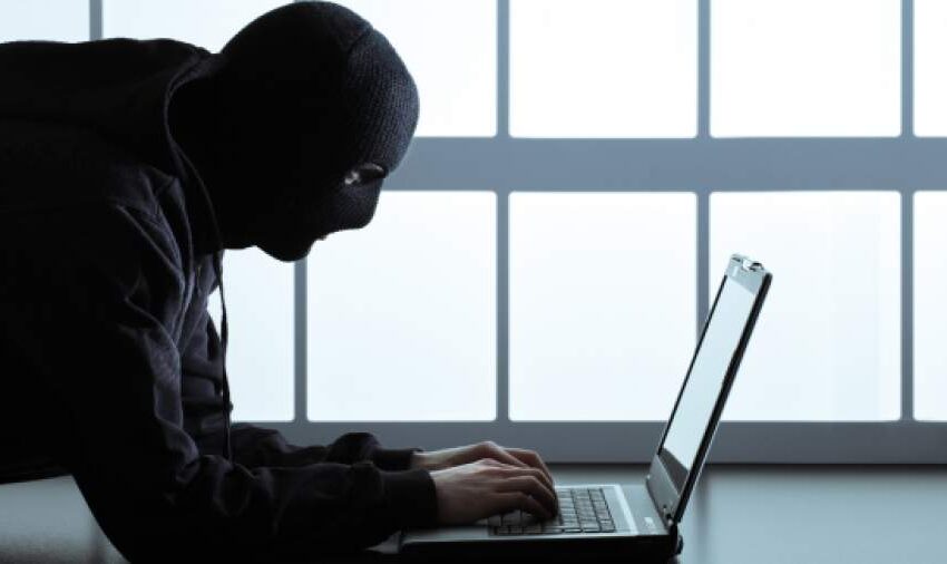 Персональные данные украинцев оказались в сети интернет