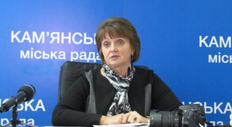 Освітяни Кам’янського майже всі вакциновані від коронавірусу