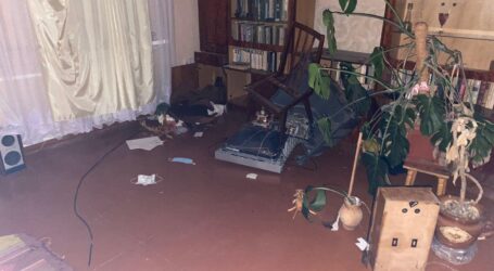 Застукали на гарячому: на Дніпропетровщині мати с сином намагалися пограбувати будинок