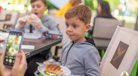 Для школярів Кам’янського провели кулінарний майстер клас