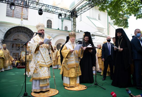 Молитва в смартфоні: ПЦУ випустила мобільний застосунок «Моя церква»