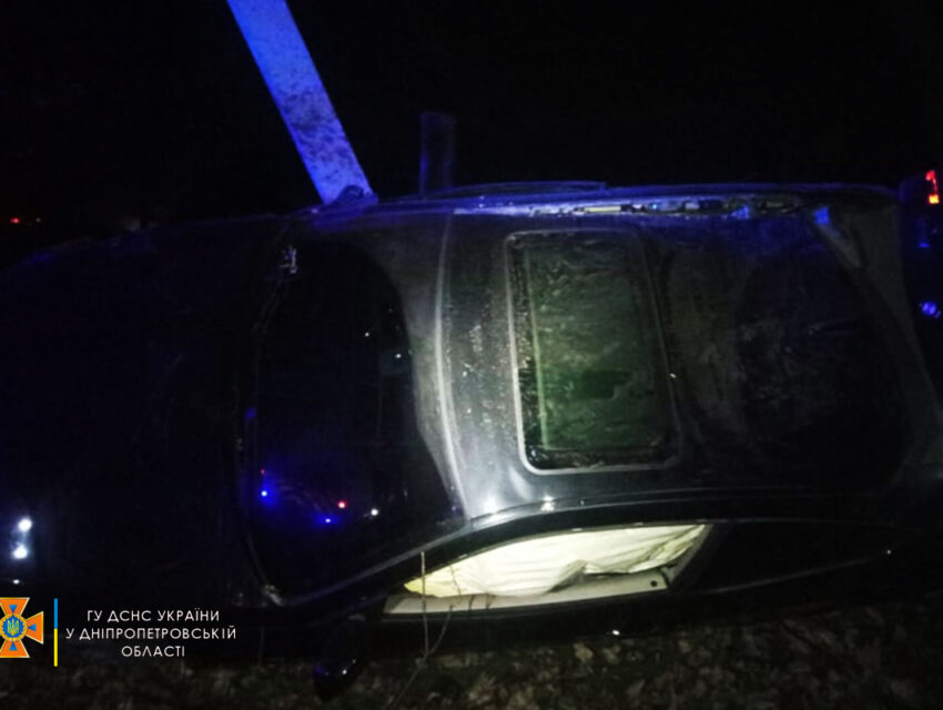 На Дніпропетровщині в ДТП загинула неповнолітня дівчина