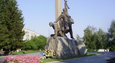 Про героїв-визволителів Дніпропетровщини від окупантів згадує Кам’янський район