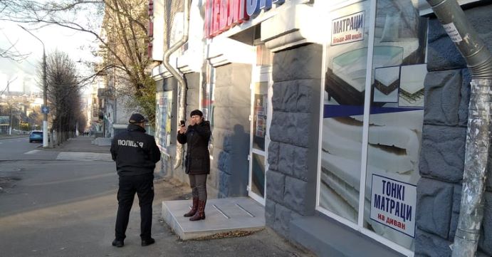 Епідемічні обмеження та перевірки в Кам’янському: гостро, але не грубо