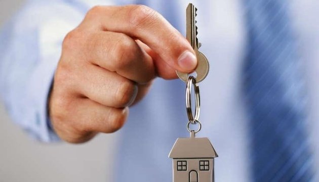 Бюджетникам надаватимуть житло у лізинг