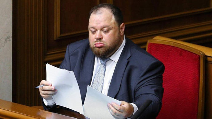 Від хіпстерської філософії до правильних «солдафонських» звичок – книжки для «Слуг народу»