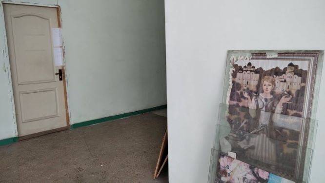 Адвокат в Кам’янському покинула напризволяще конфіденційні документи клієнтів - ФОТО