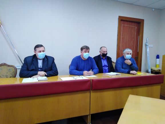 Президентська вертикаль в Кам’янському районі декларує рух в напрямку народу - ФОТО