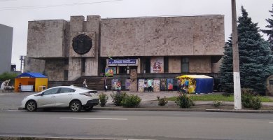 Чергова сесія Кам’янської райради відбудеться в музеї Кам’янського