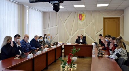 У Кам’янському пройшло останнє в цьому році засідання виконавчого комітету міської ради
