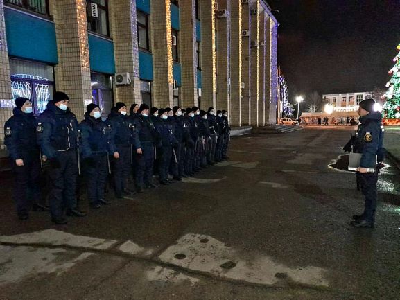 Поліцейські заходи безпеки в Кам’янському: патрулі Нацгвардії та підказки від «домушників»