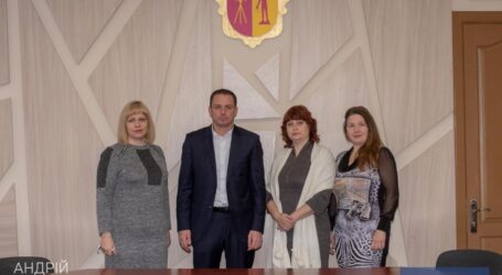 Кам’янський міський голова зустрівся з представниками ГО «Радість жити»