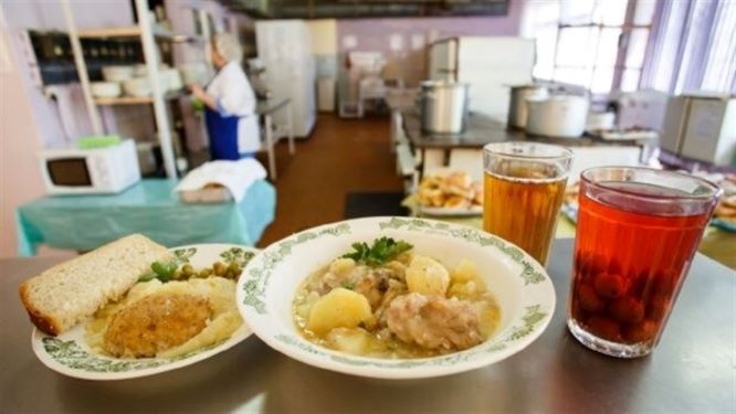 Кам’янське вже годує дітей за новими стандартами