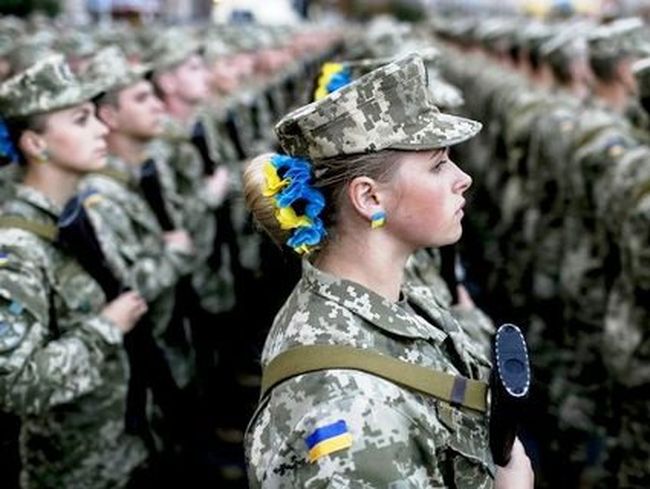 В Україні значно скоротили перелік професій та спеціальностей жінок, що підлягають військовому обліку