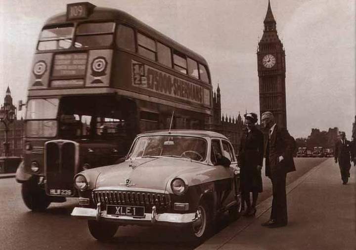 Праворульні автомобілі часів СРСР - ФОТО