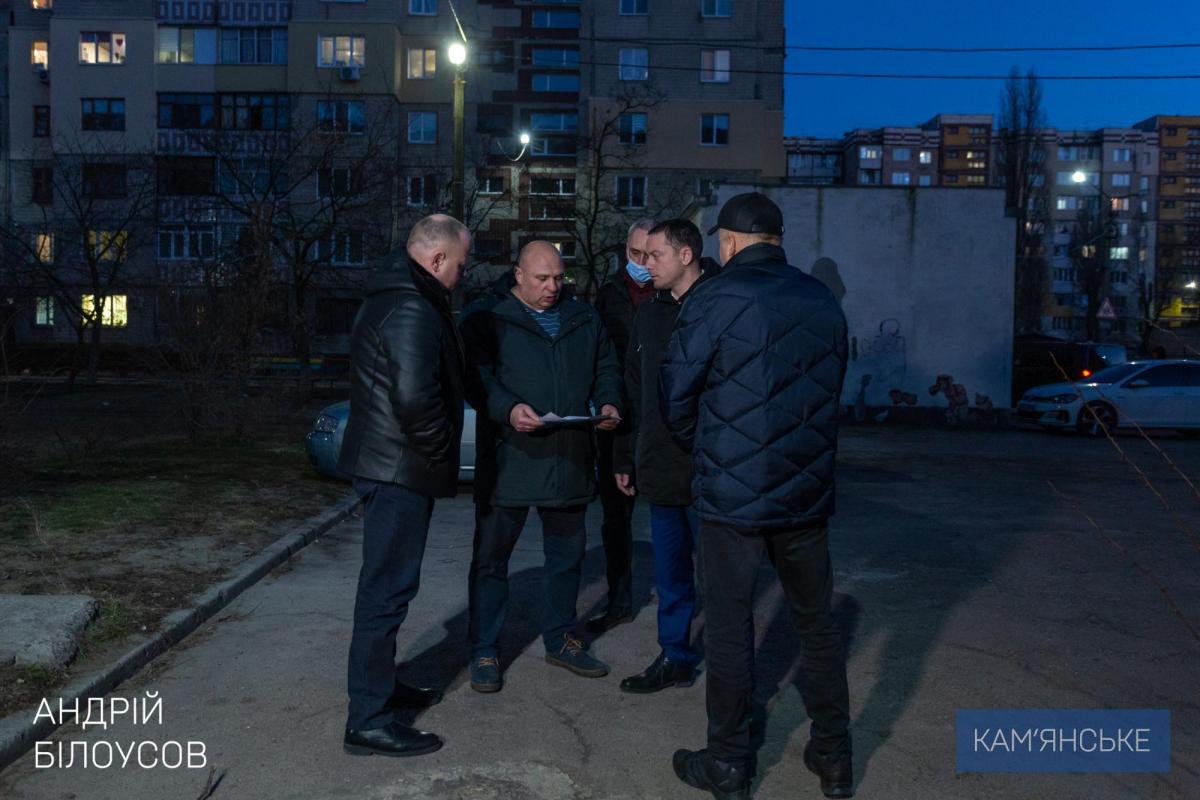 Освітленість вулиць у Кам`янському зросла з 15 до 95 відсотків - ФОТО