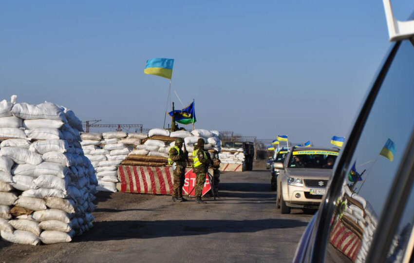 Поліція Кам’янського закликає громадян адекватно поводитись на блок-постах