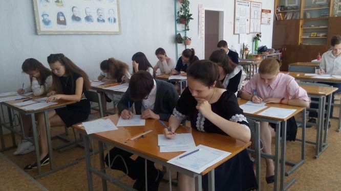 В Україні можуть скасувати державну підсумкову атестацію (ДПА) у 2022 році