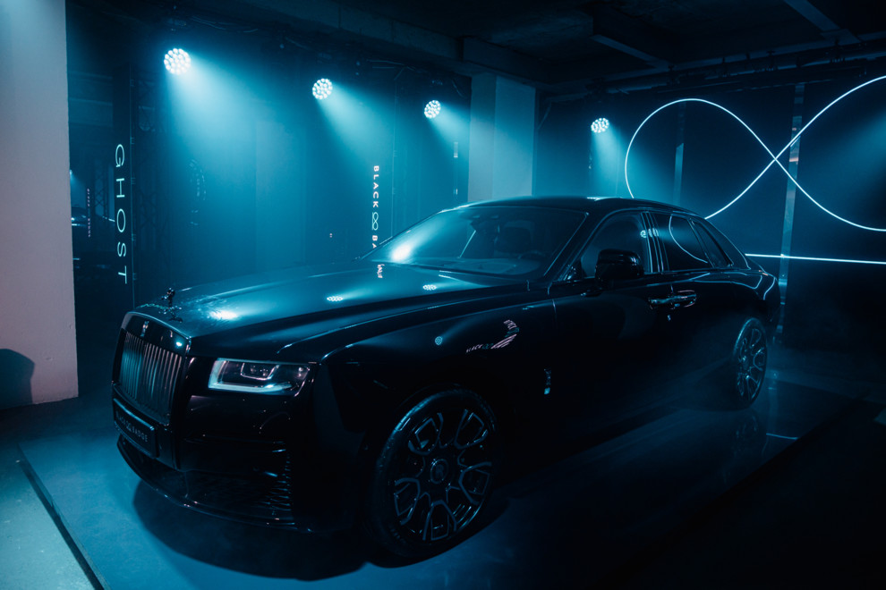 Українці приєднались до світового буму придбання дорогих автомобілів - ФОТО