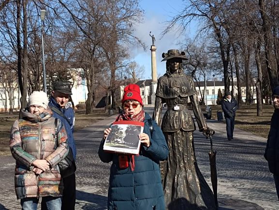 Про романтику в старому Кам’янському говорили учасники краєзнавчої екскурсії