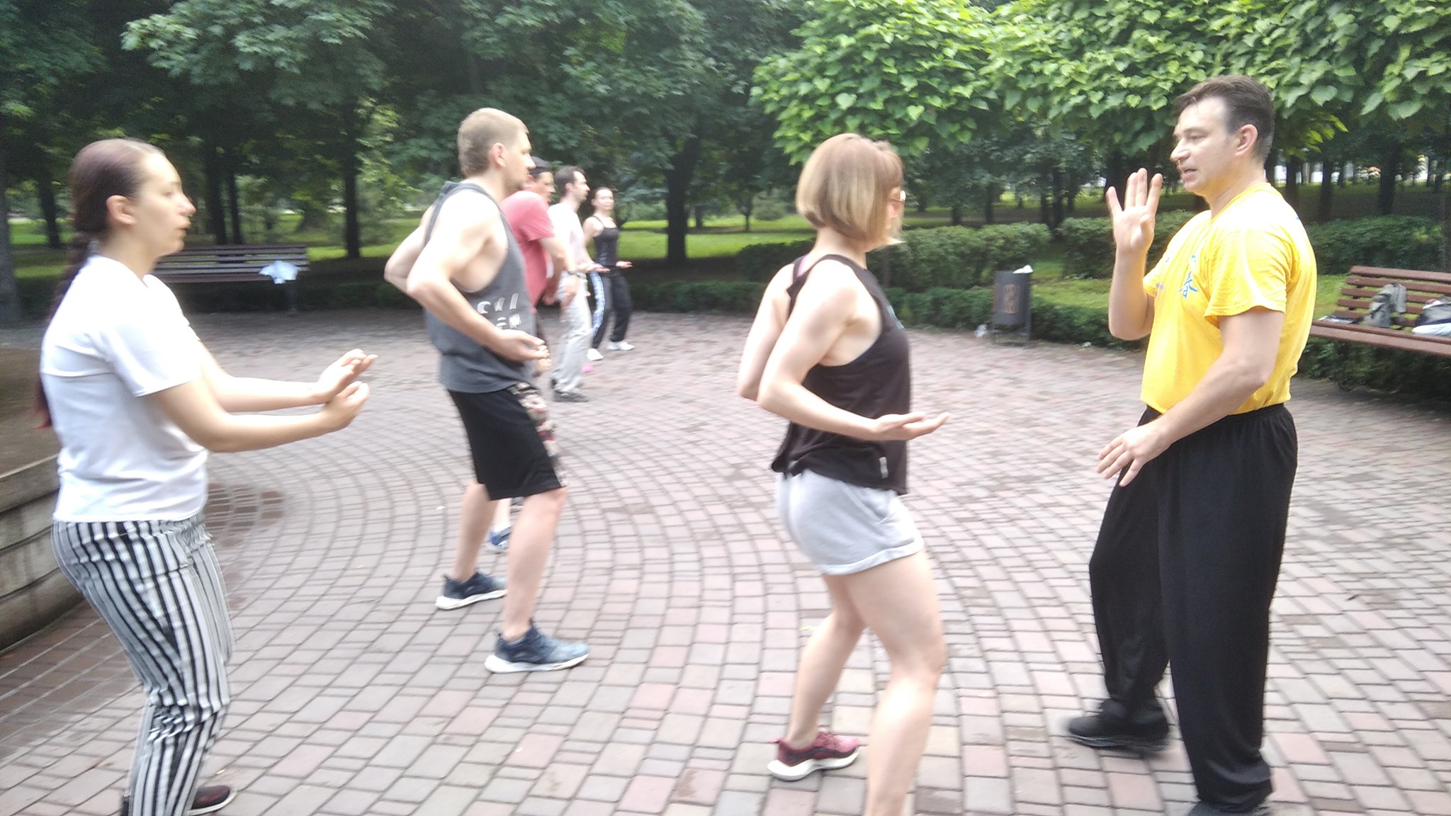 Бути активним для поліпшення психічного стану рекомендують землякам фахівці Кам’янського - ФОТО