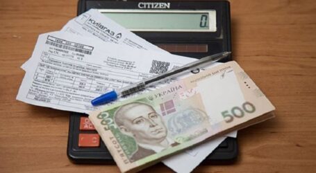 В українців невпинно зростає кількість боргів