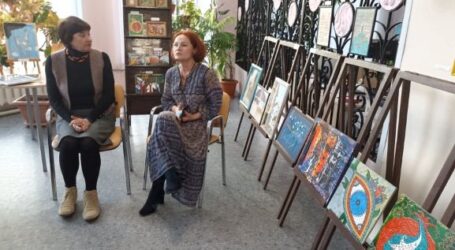  Як прикрасити життя, говорили учасники презентації художньої виставки в Кам’янському