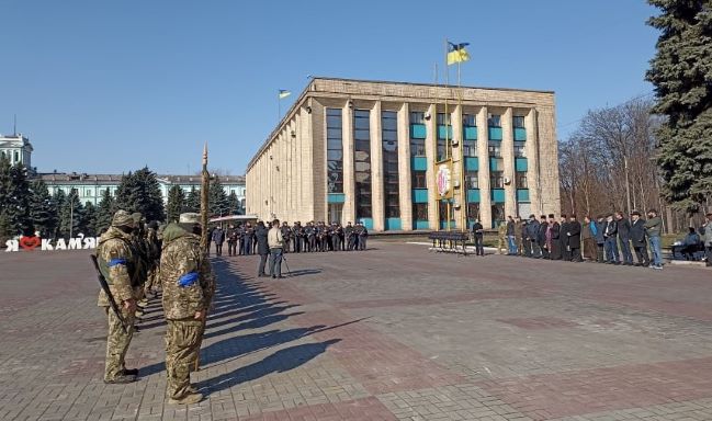 Урочиста зустріч керівництва та духовенства з силовиками відбулась в центрі Кам’янського