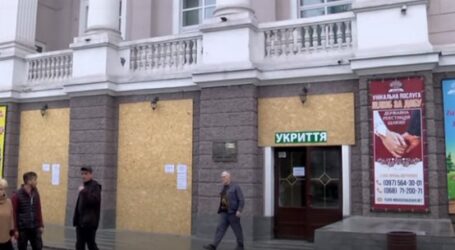 У Кам’янському на тимчасових укриттях та сховищах встановлюють таблички