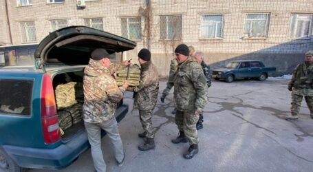 Захисники Кам’янського отримали чергову партію амуніції