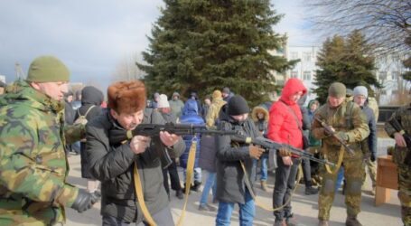 Закон, який дозволяє цивільним бити агресора, увійшов в силу в Україні