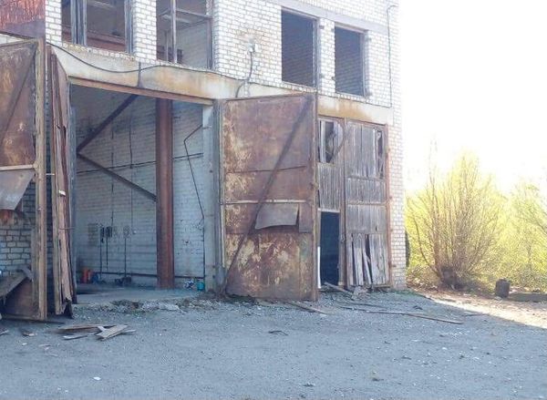 Ворожа ракета влучила у непрацюючий завод на Дніпропетровщині