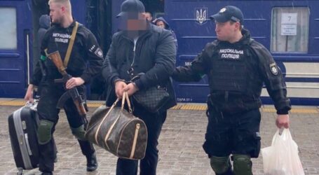 У Дніпрі чоловік вербував дівчат для роботи у секс-індустрії в інших країнах