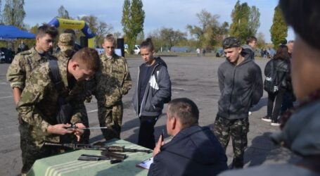 Військово-патріотичне виховання можуть ввести в школах Кам’янського